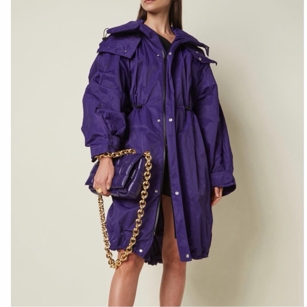 Bottega Veneta Resinated Metal Twill Parka size M

$860